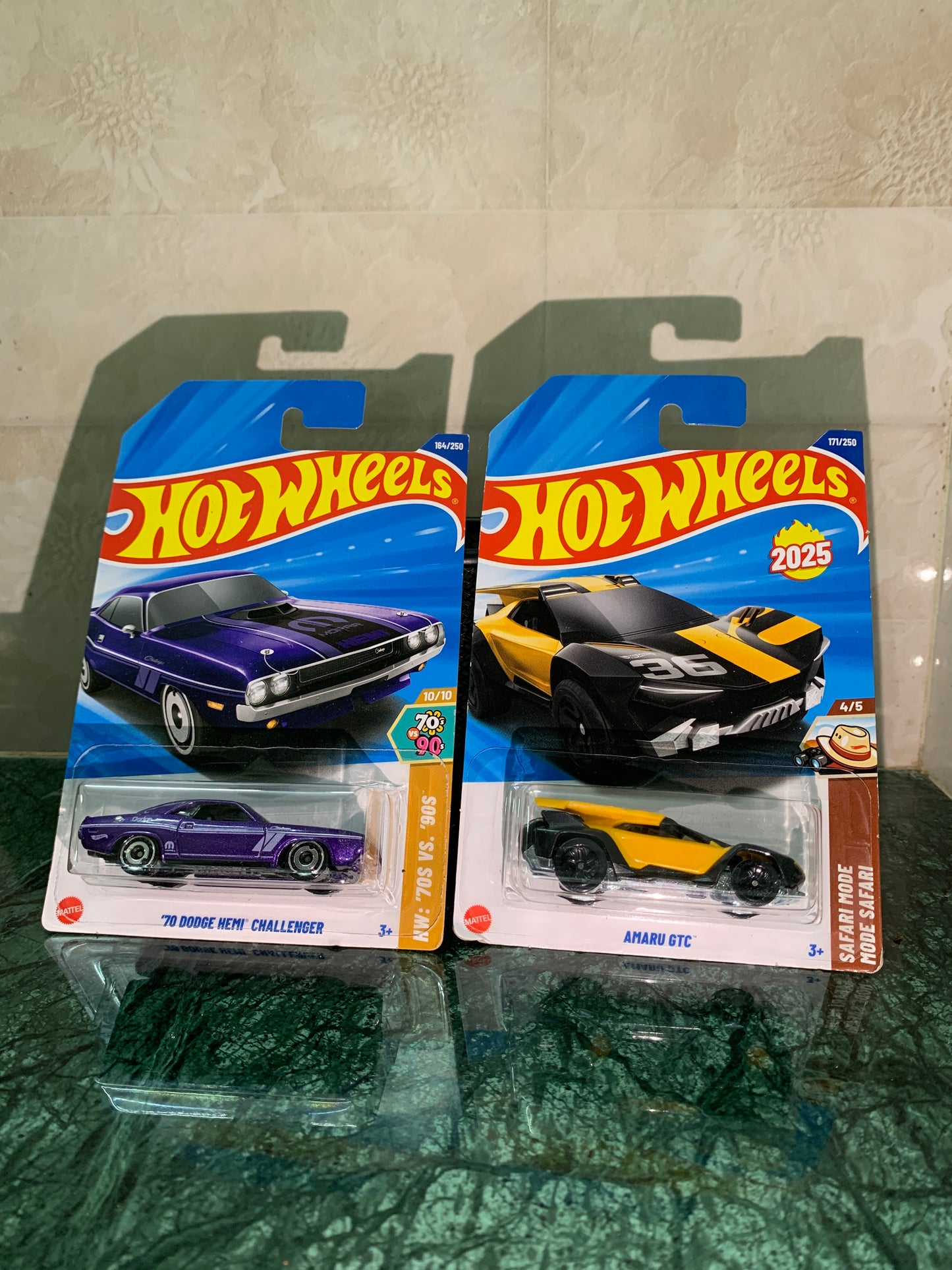 70 Dodge Hemi Challenger & Amaru Gtc Combo