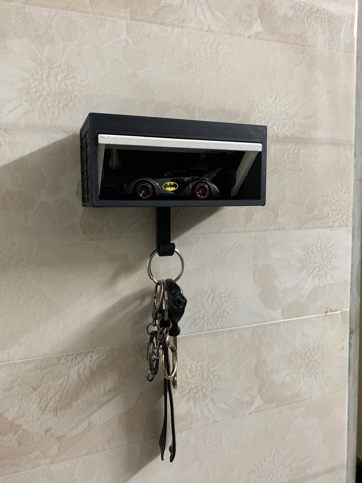 Hotwheels garage key holder