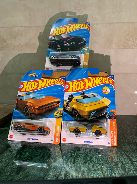 Nissan Skyline gt-r(bcnr33) Combo