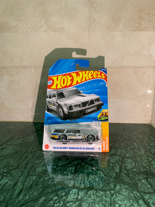 Volvo 240 Drift Wagon/Bolide de derapage