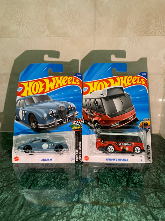 Jaguar Mk1 & Kowloon’d Hypervan Combo