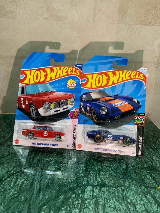 Alfa Romeo Giulia Ti Super & Shelby Cobra Daytona Coupe Combo